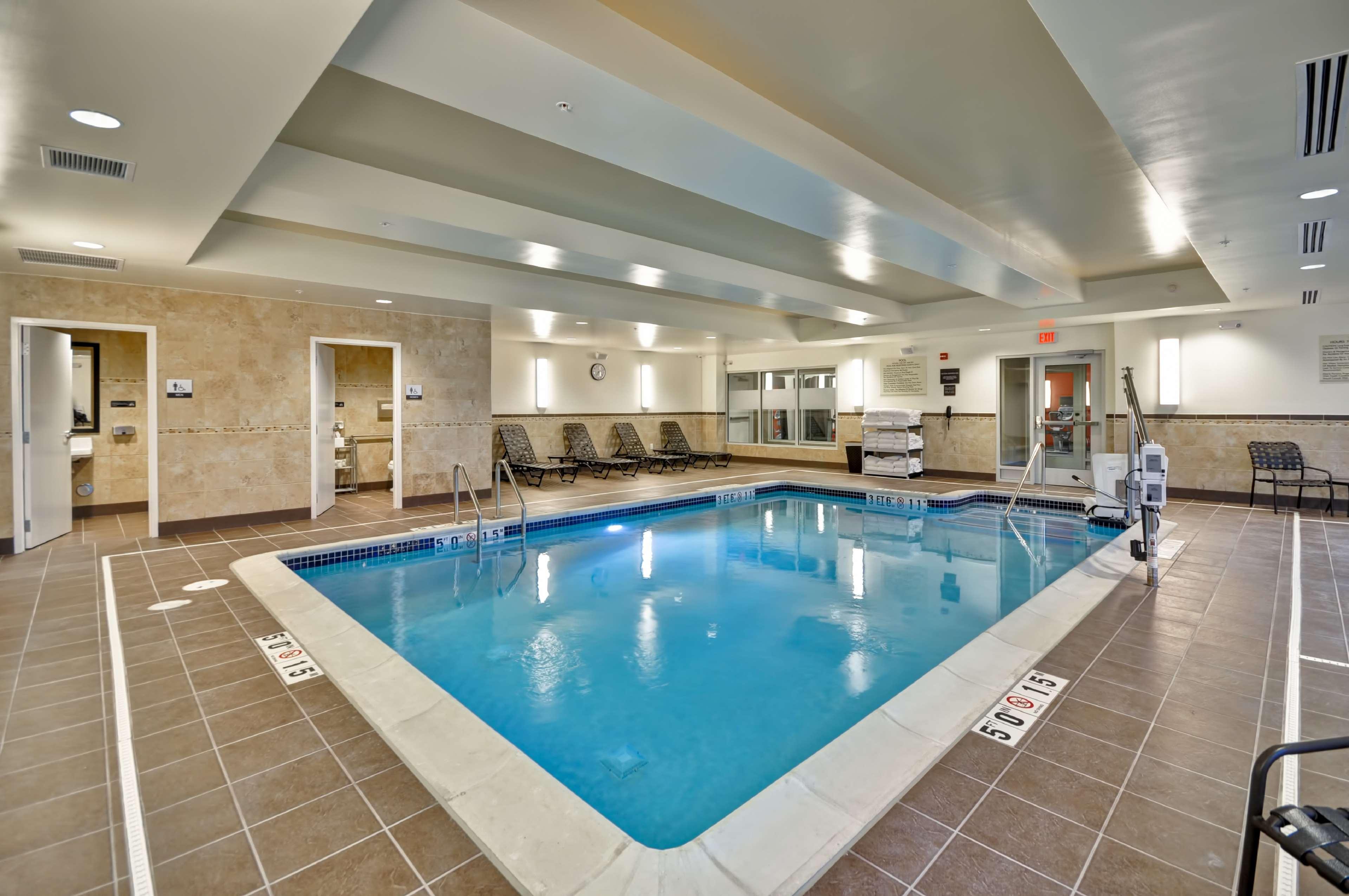 Hilton Garden Inn Detroit Troy Esterno foto